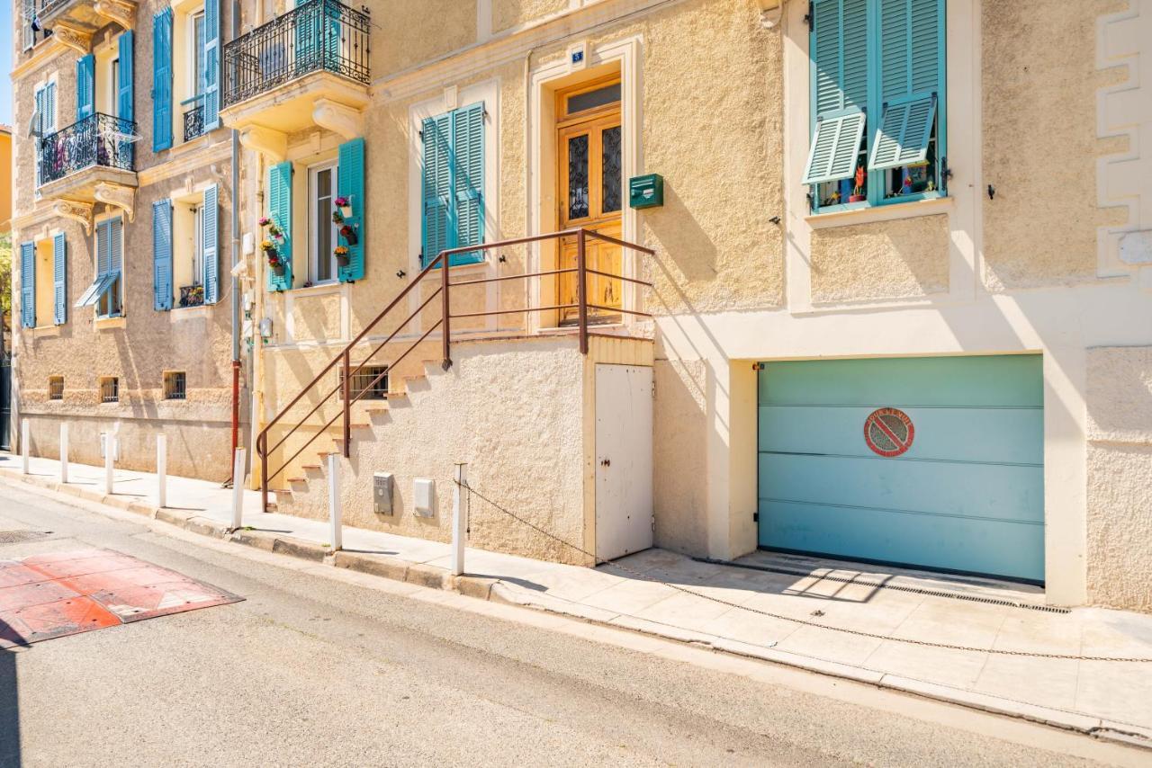 Frontiere De Monaco - Balconnet Vue Mer - Ba Lägenhet Beausoleil Exteriör bild